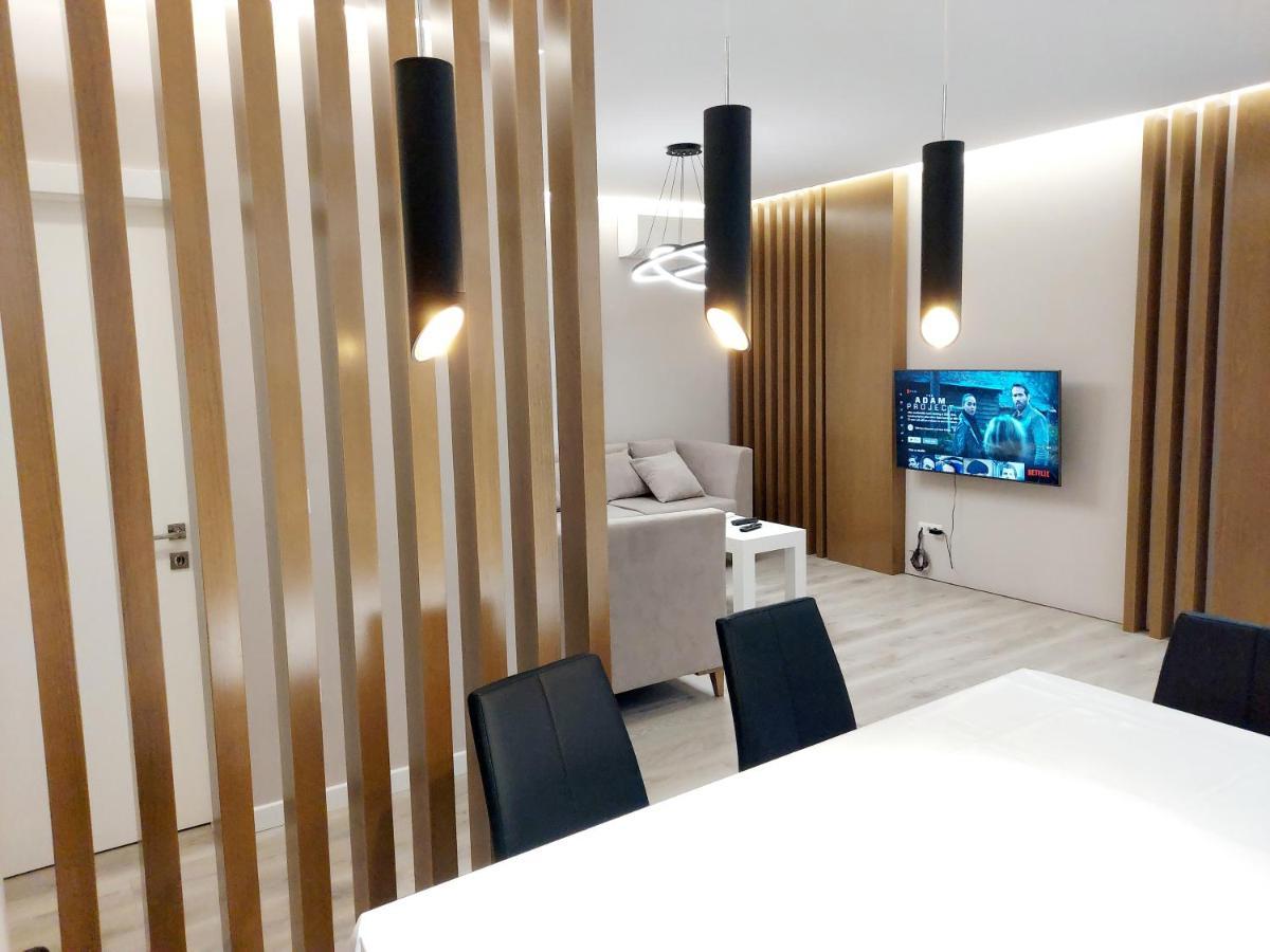 Apartment Luxurious Double Bedroom Tirana