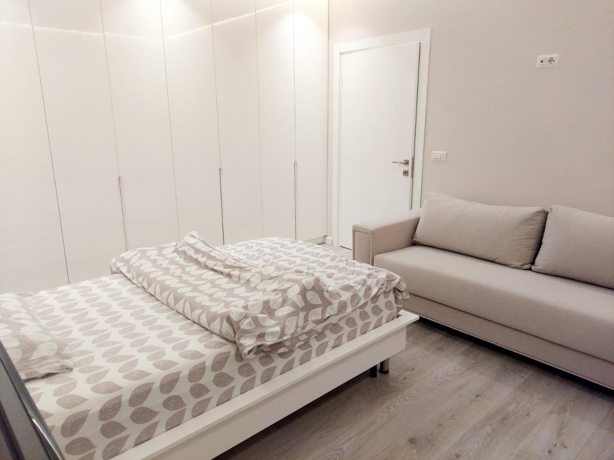 Apartment Luxurious Double Bedroom